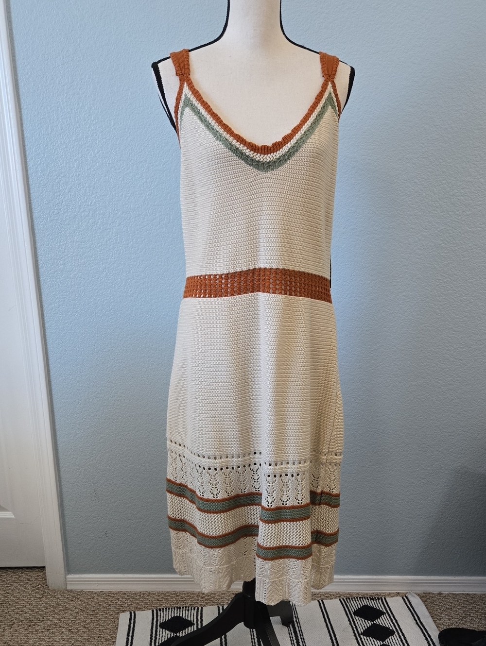 NWT ABSOLUTELY FAMOUS Cream Crochet Sweater Dress with Rust & Sage Trim Sz XL